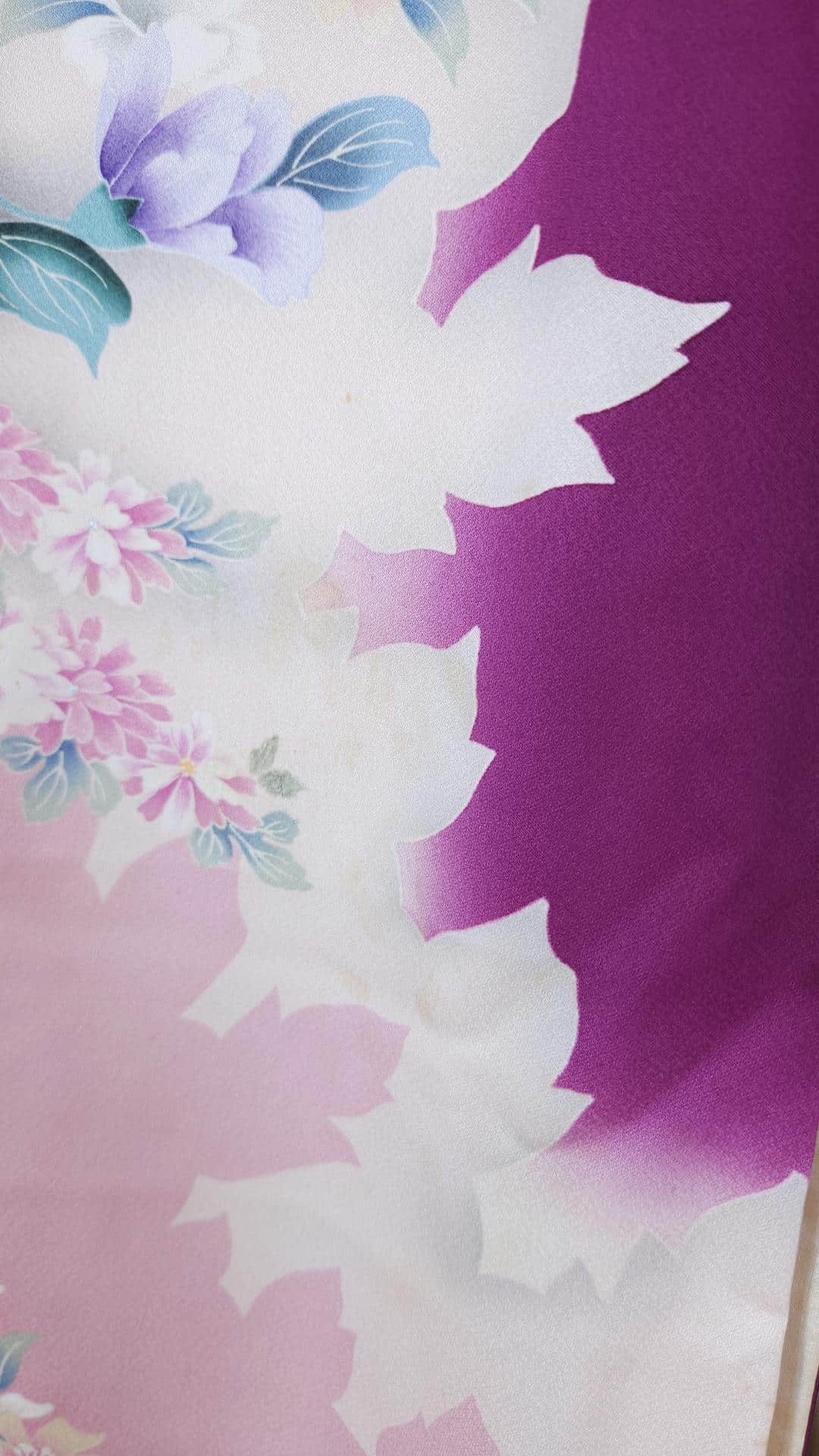 Ō-Furisode in violet crepe with peonies