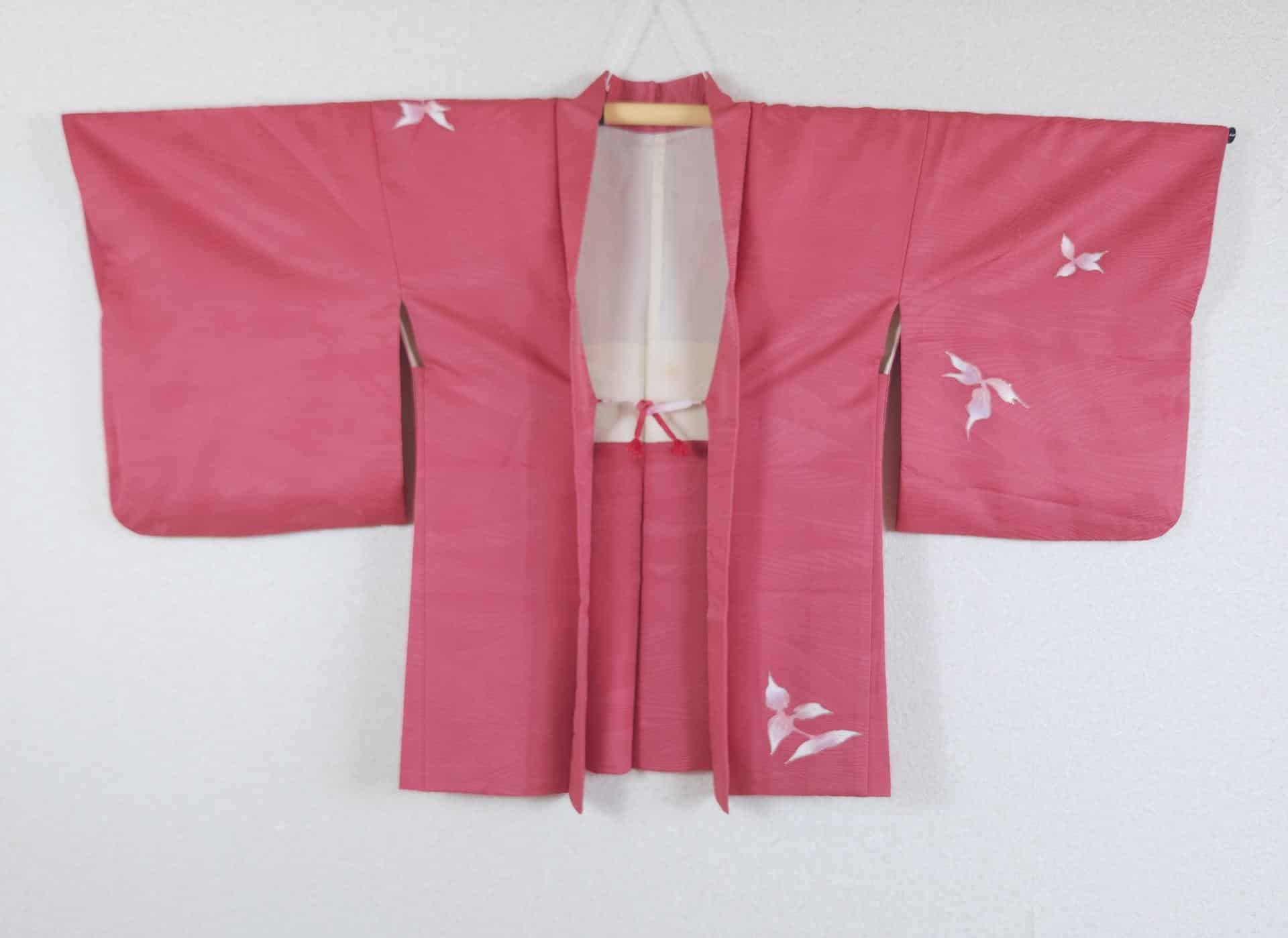 Pink jacquard Haori with hand-painted flowers