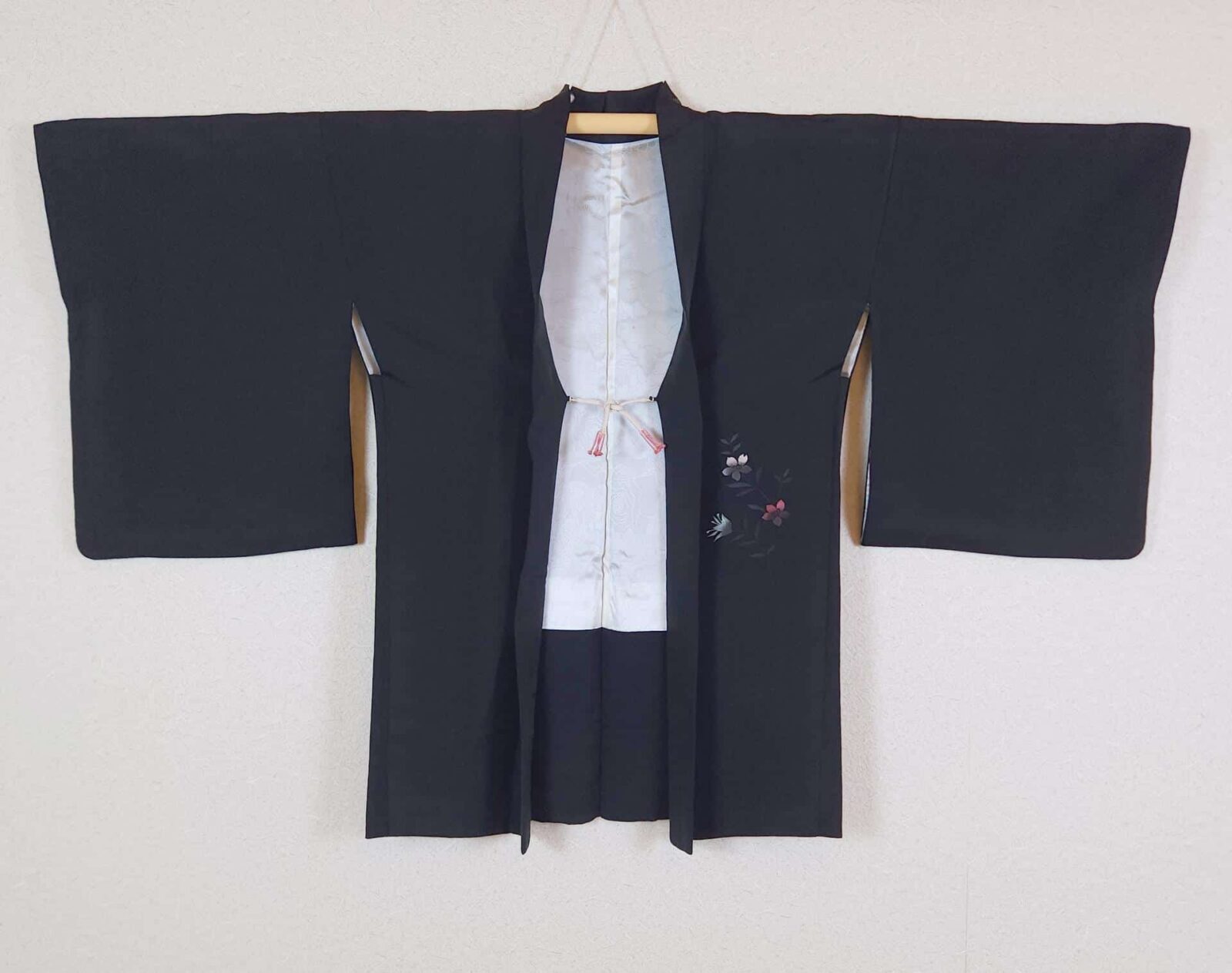 Black Haori embroidered with Sakura flowers