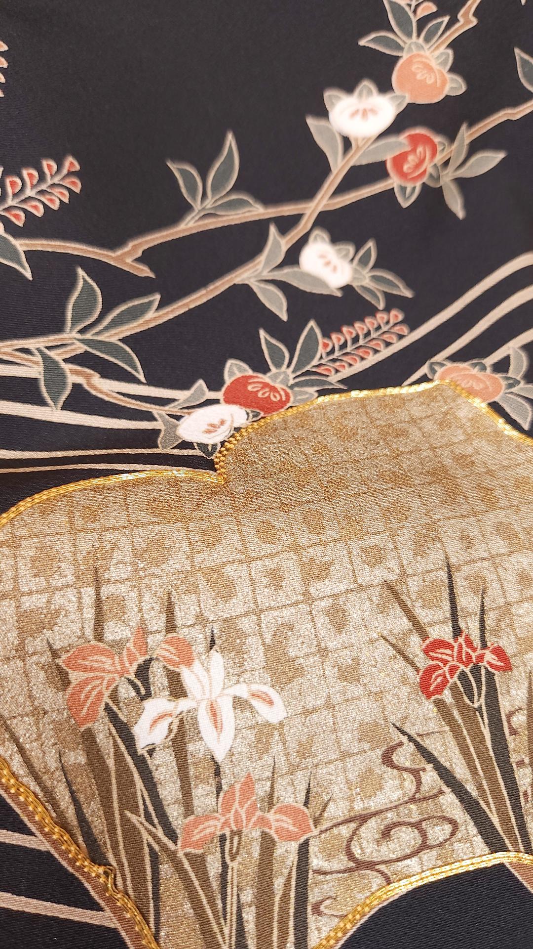 Black Kuro Tomesode with golden poetic motifs