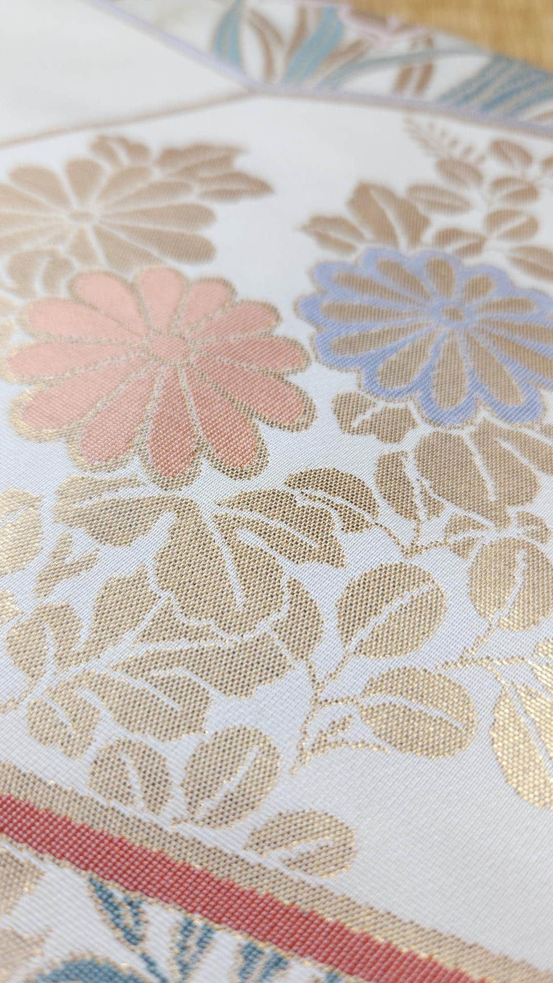 Ivory Nagoya Obi with peonies and gold patterns