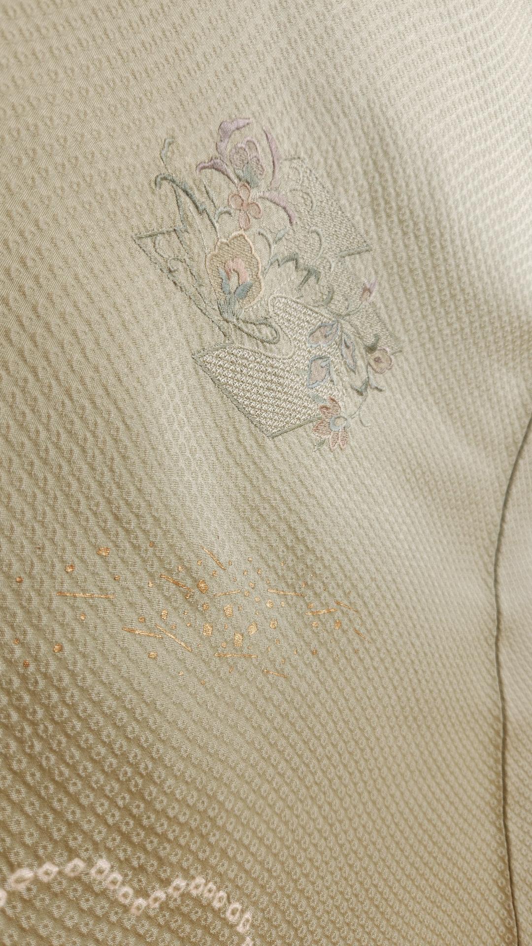Mint green Houmongi with embroidered flowers