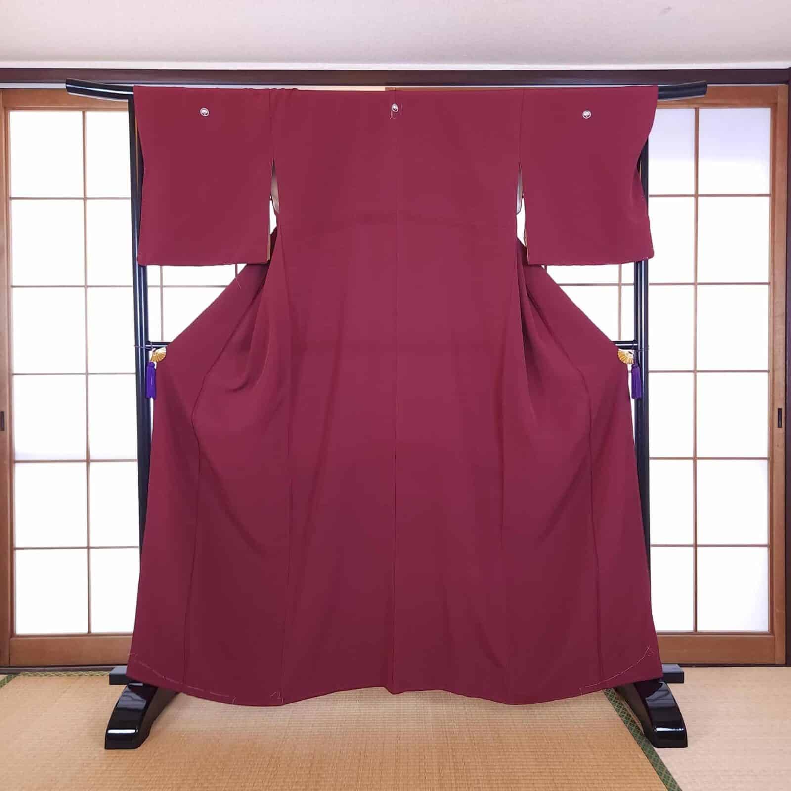 Raspberry Iro Muji in crepe fabric