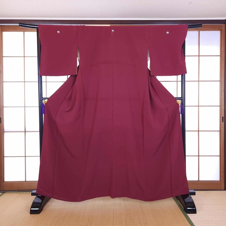 Raspberry Iro Muji in crepe fabric
