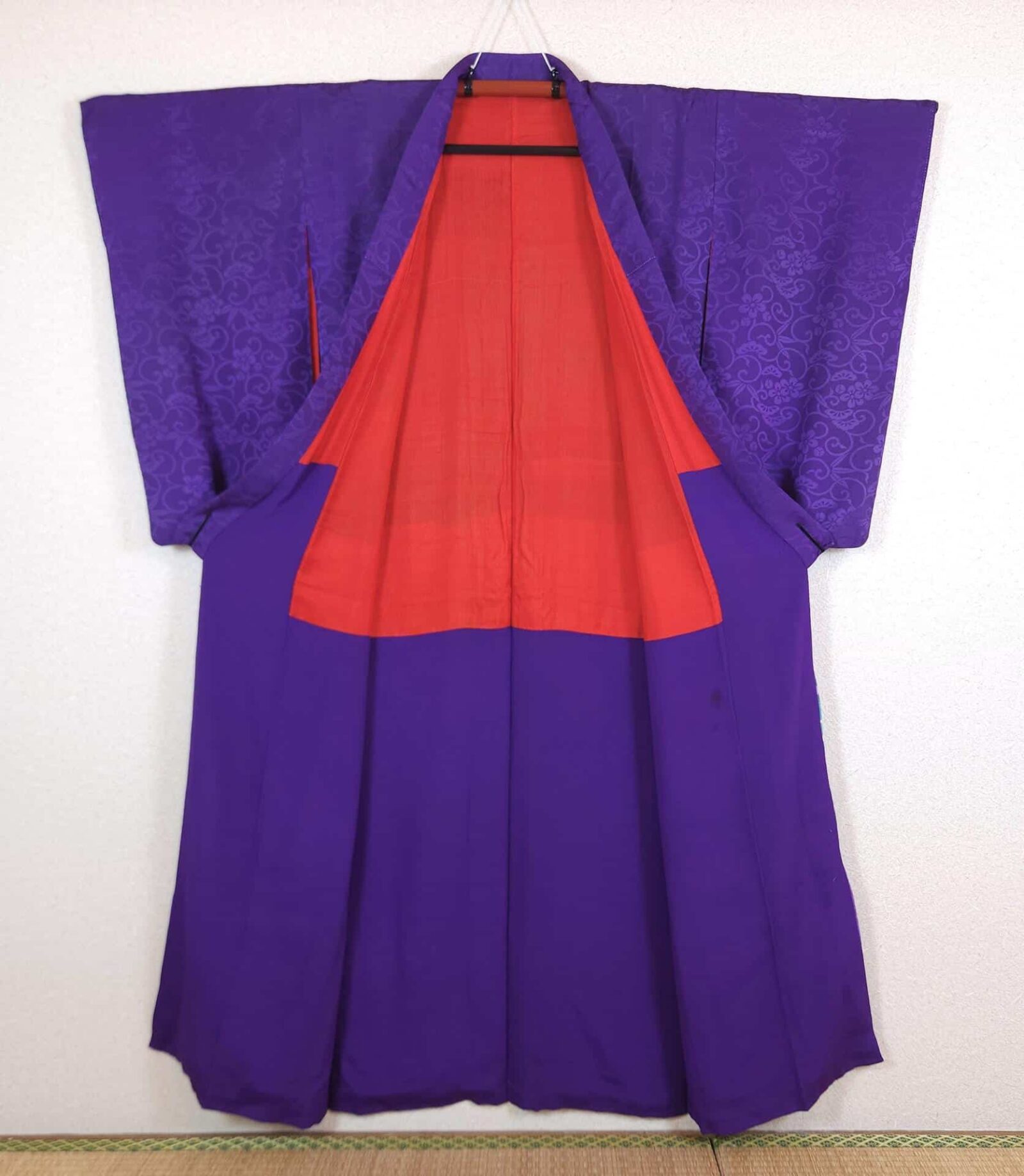 Vintage purple Iro Tomesode with hand-painted flowers