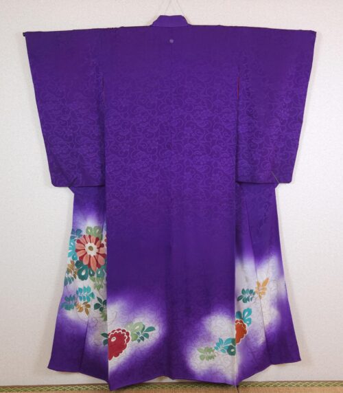 Vintage purple Iro Tomesode with hand-painted flowers