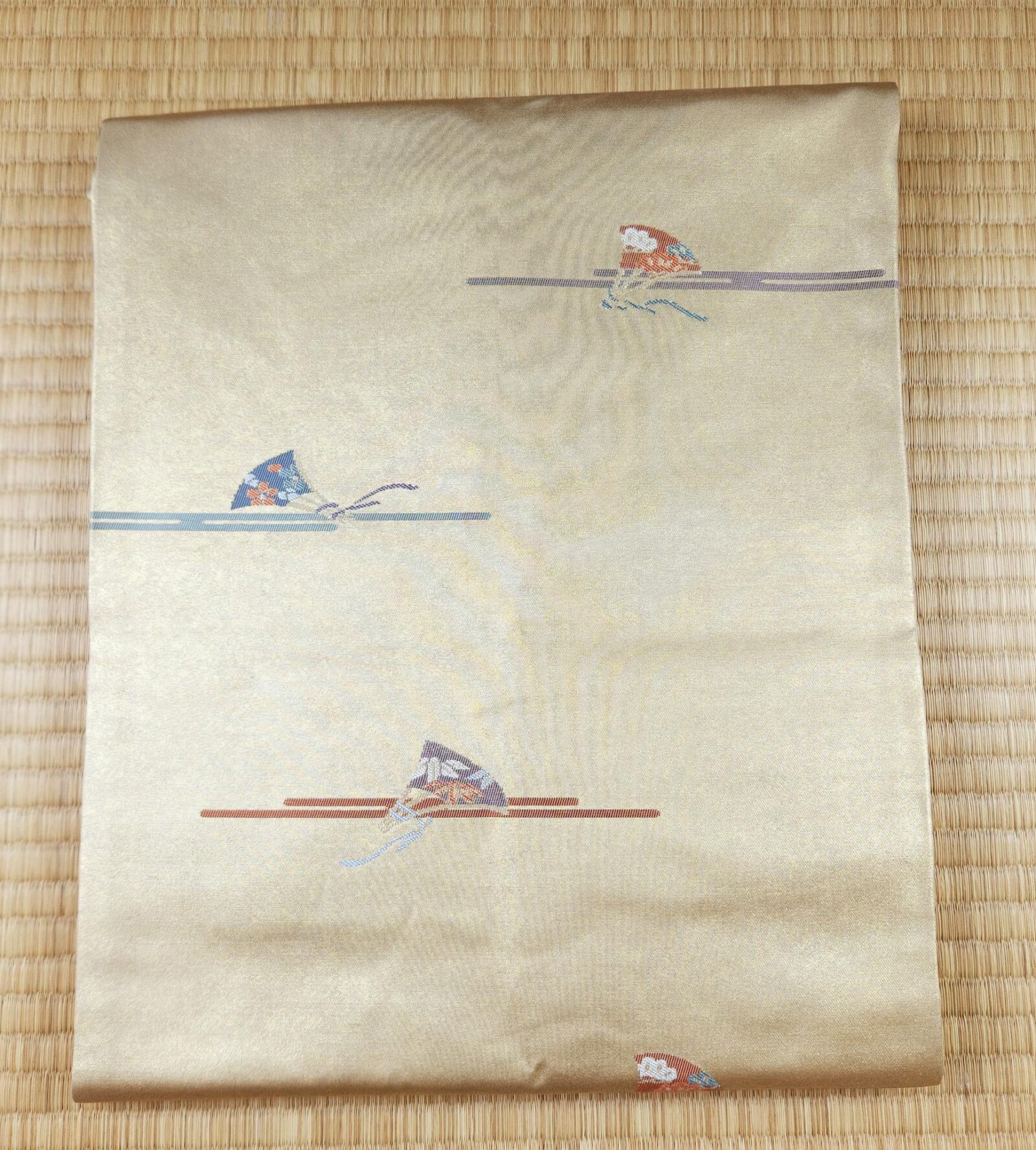 Golden Nagoya Obi with small fans