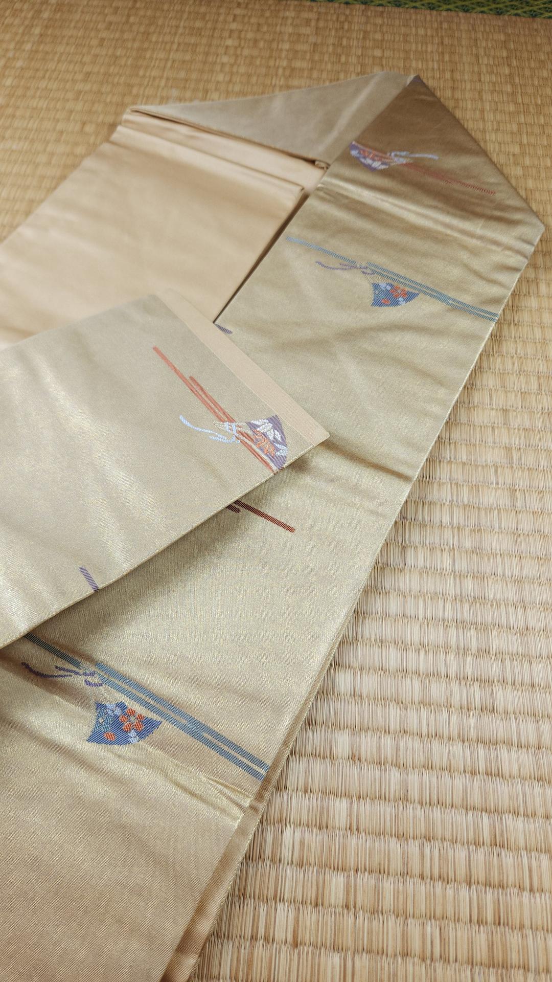 Golden Nagoya Obi with small fans