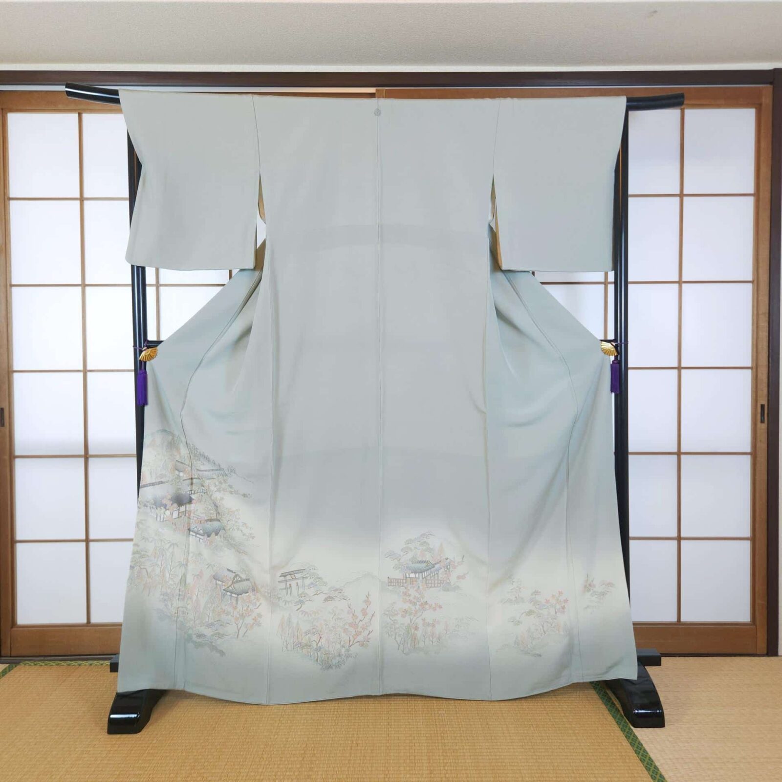 Iro Tomesode blue-gray with embroidered landscape