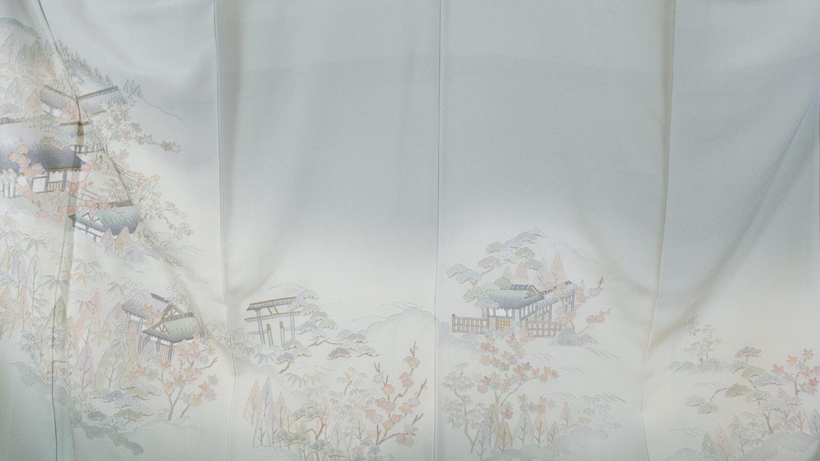 Iro Tomesode blue-gray with embroidered landscape