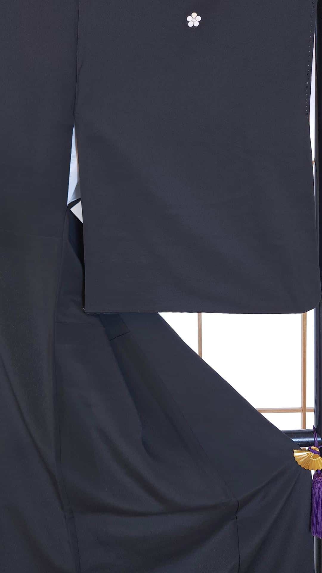 Kuro Tomesode Kimono with cranes and golden pines