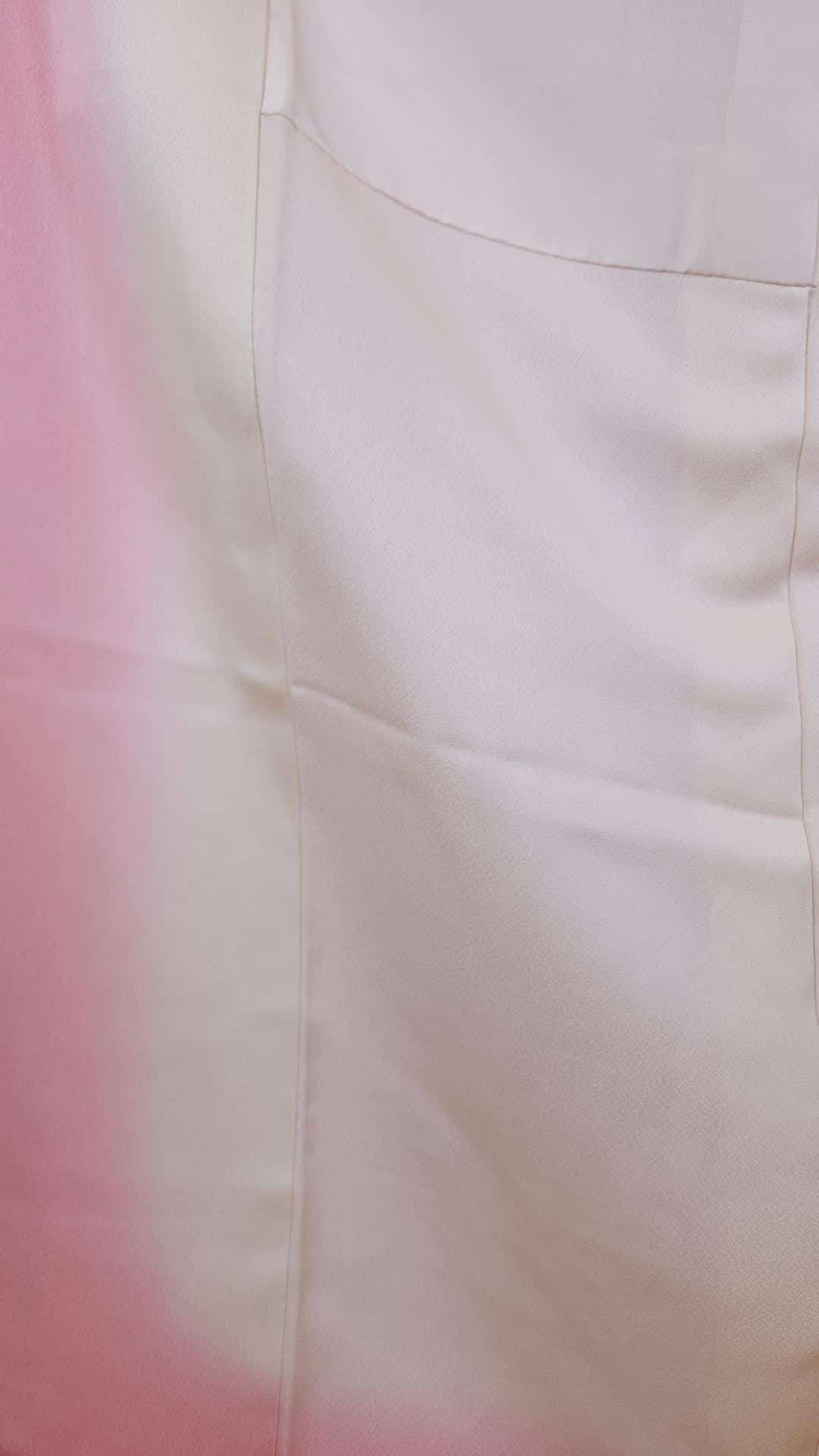 Light pink gradient Ō-Furisode with Yuzen motifs