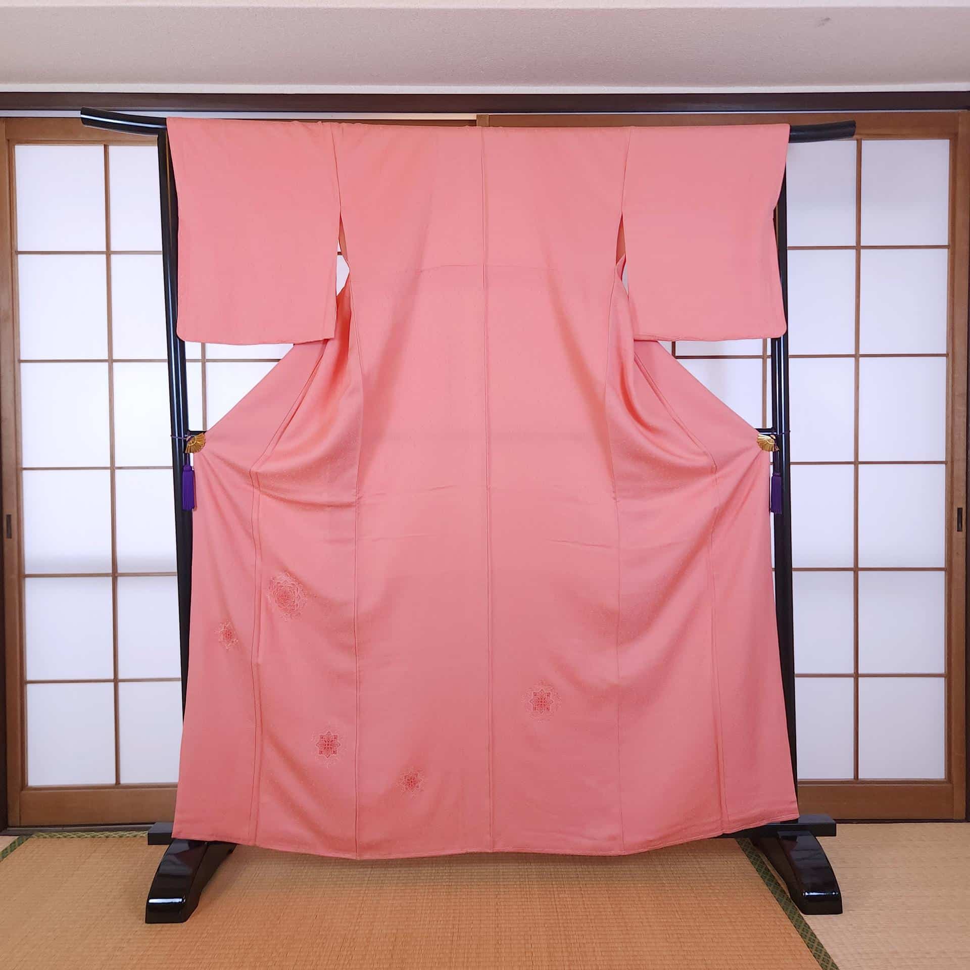 Salmon pink Iro Muji with subtle embroidery