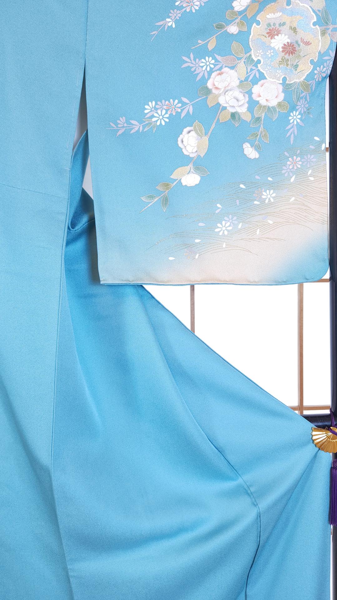 Sky blue Houmongi Kimono with flowers and Yukiwa
