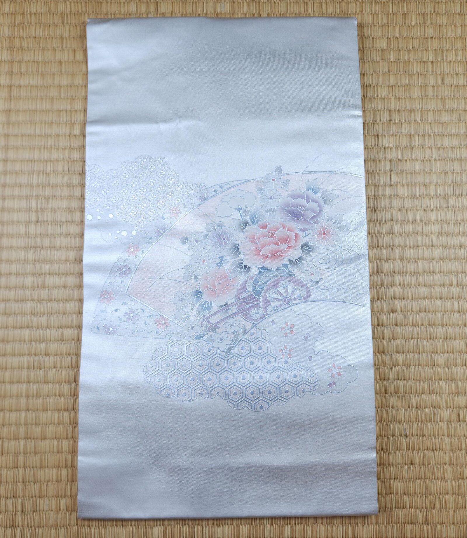 White Nagoya Obi with peonies and silver Kikkō pattern
