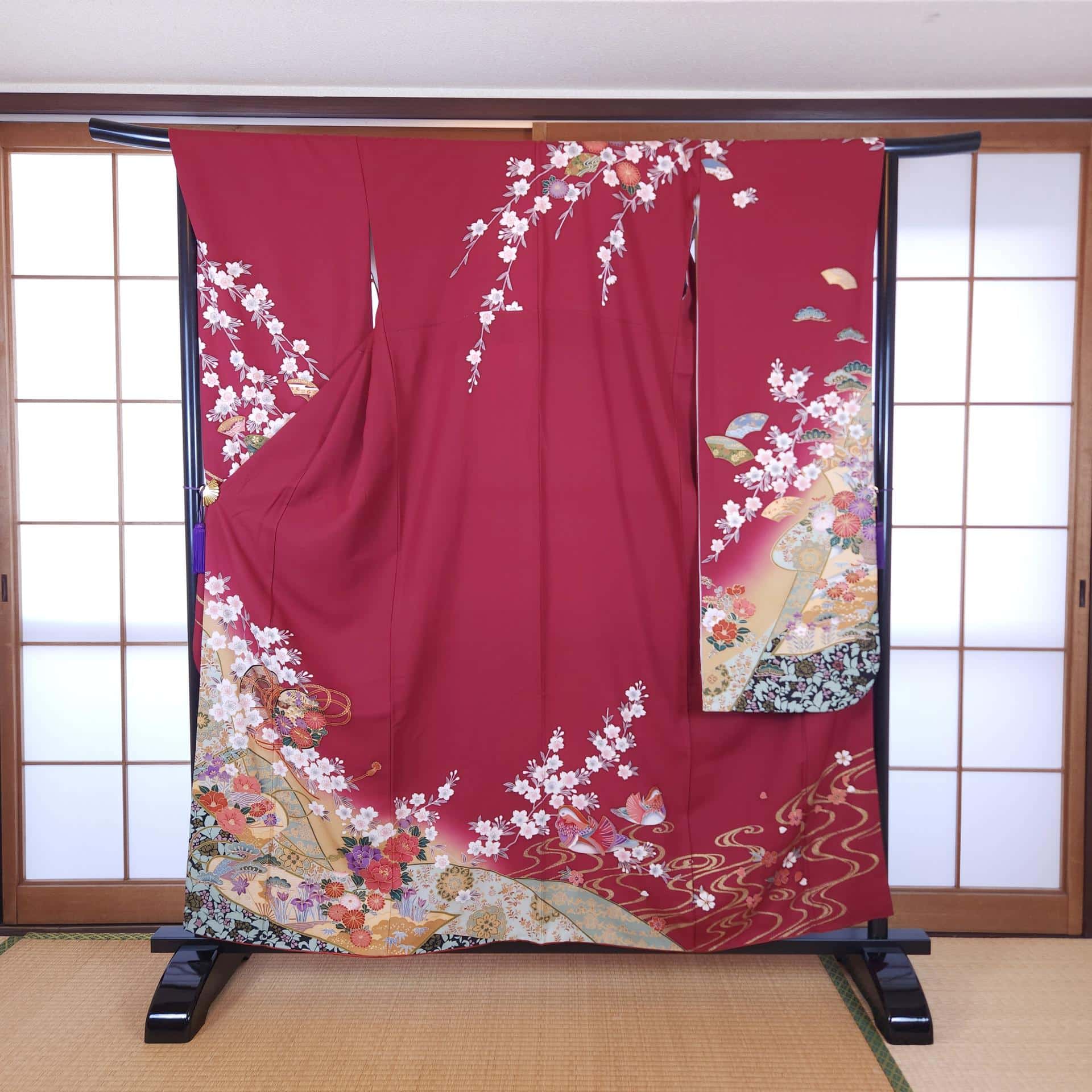 Kimono Ō-Furisode rouge décoré canards mandarins