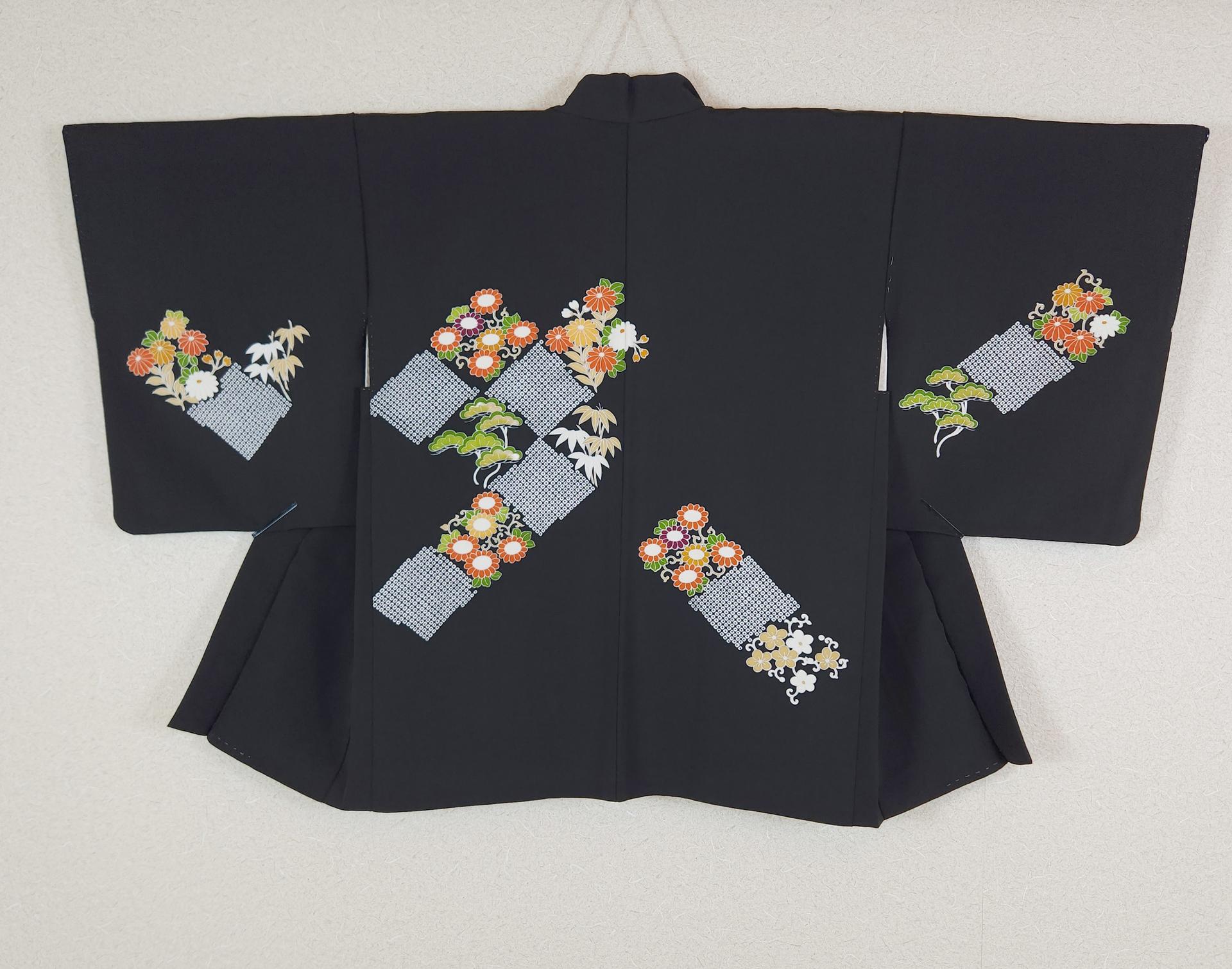 Black Yuzen Haori with flowers and Kanoko