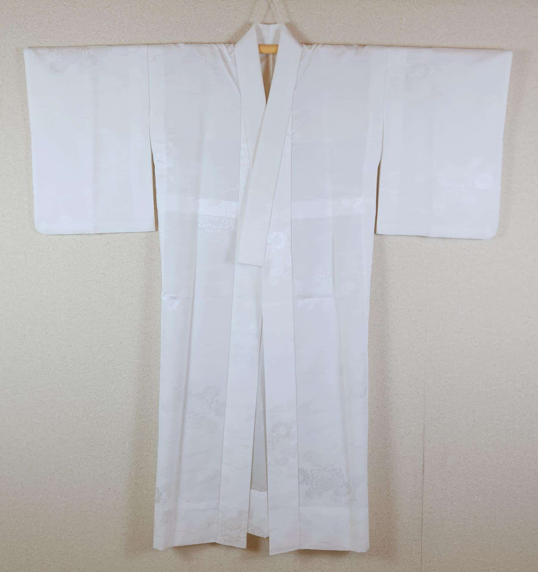 Off white brocade Nagajuban with chrysanthemum