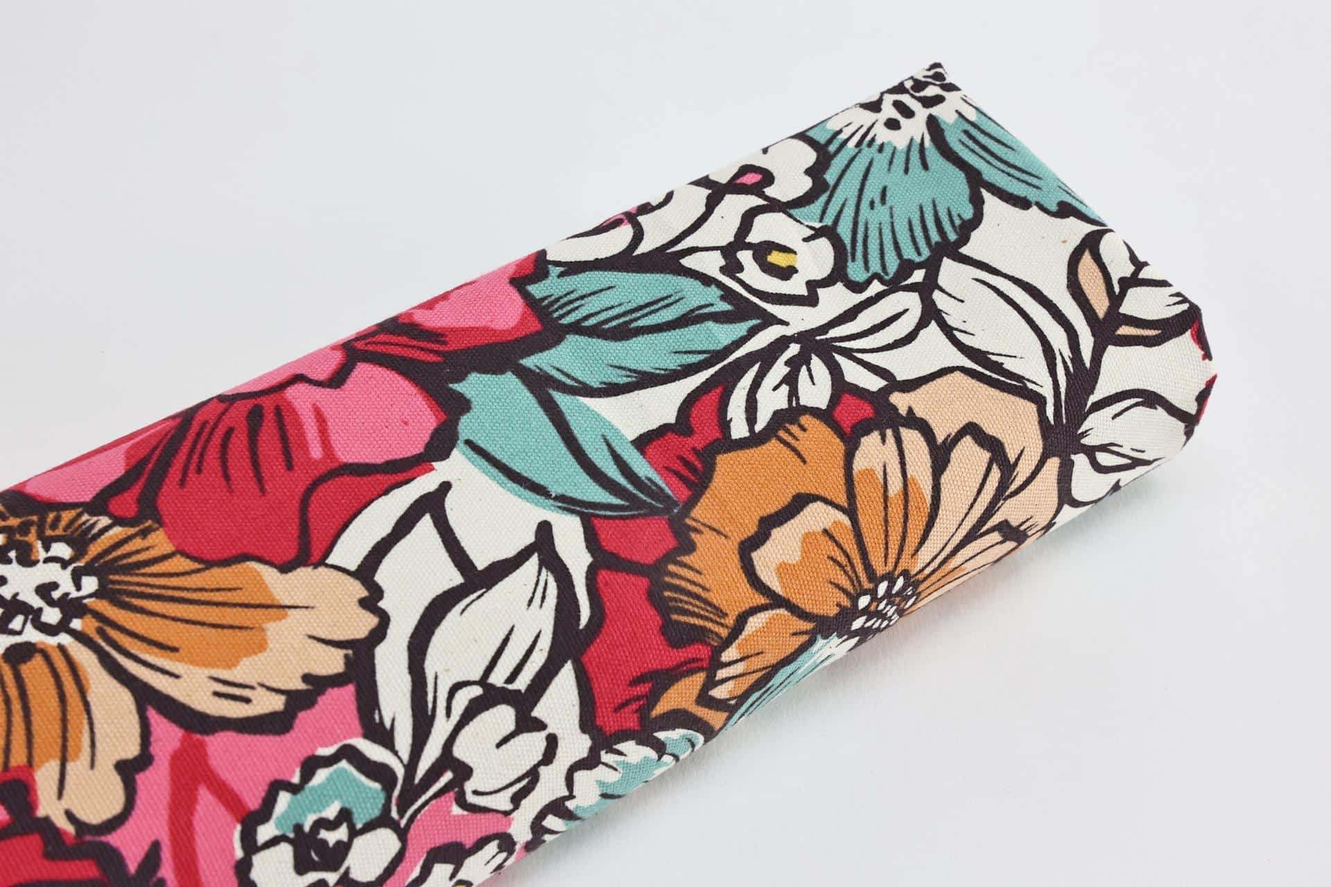 Tissu Japonais Oxford fleurs rétro colorées fond blanc