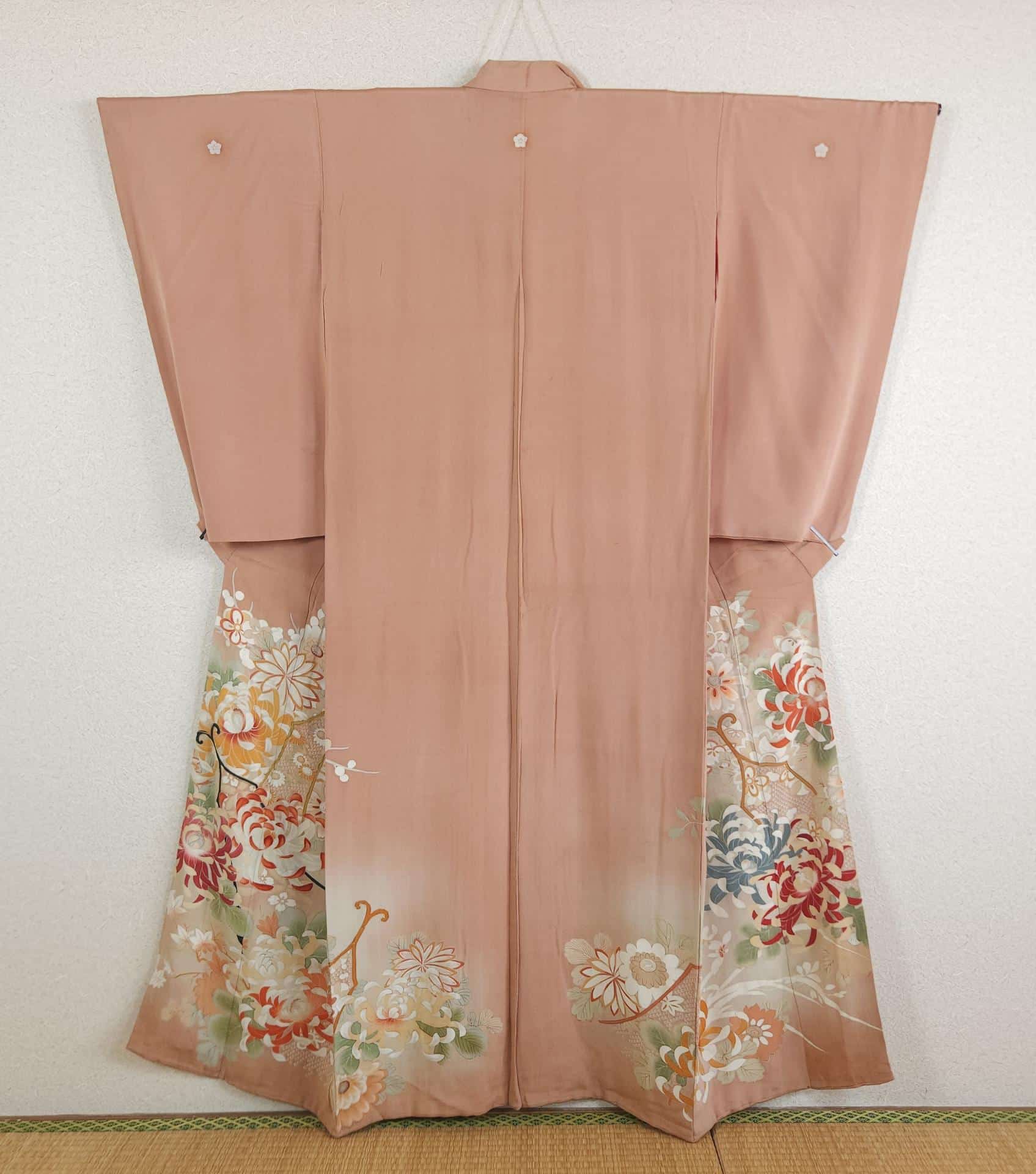 Iro Tomesode antique fleurs Japonaises