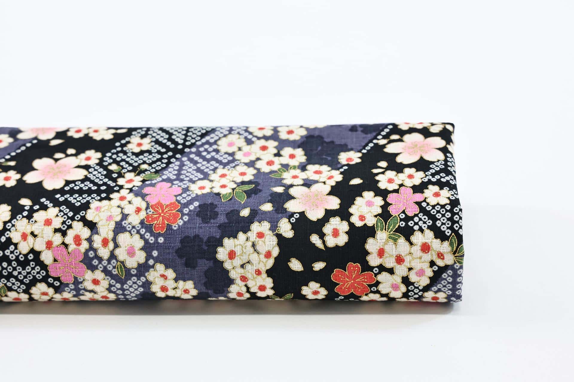 Tissu Japonais Sakura et lignes pointillées fond noir