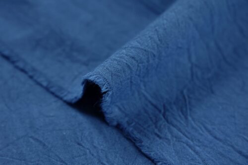Tissu japonais coton lavé uni bleu roi à l'aspect froissé