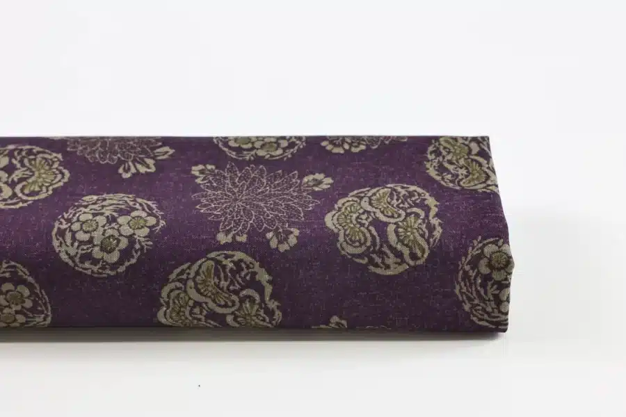 Tissu Japonais médaillons fleuris hanamaru fond violet