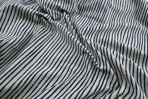 Tissu Japonais Kyoto Bambou fond écru, drapé à plat