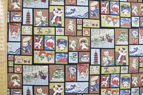 Tissu Japonais chats ukiyo-e fond marron, vue à plat avec la règle