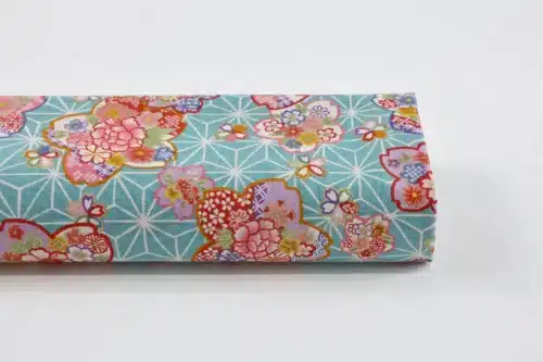 Tissu Japonais sakura et asanoha fond turquoise - plan rouleau