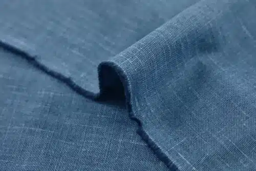 Tissu Japonais uni coton flammé bleu capri - détail du tissage flammé