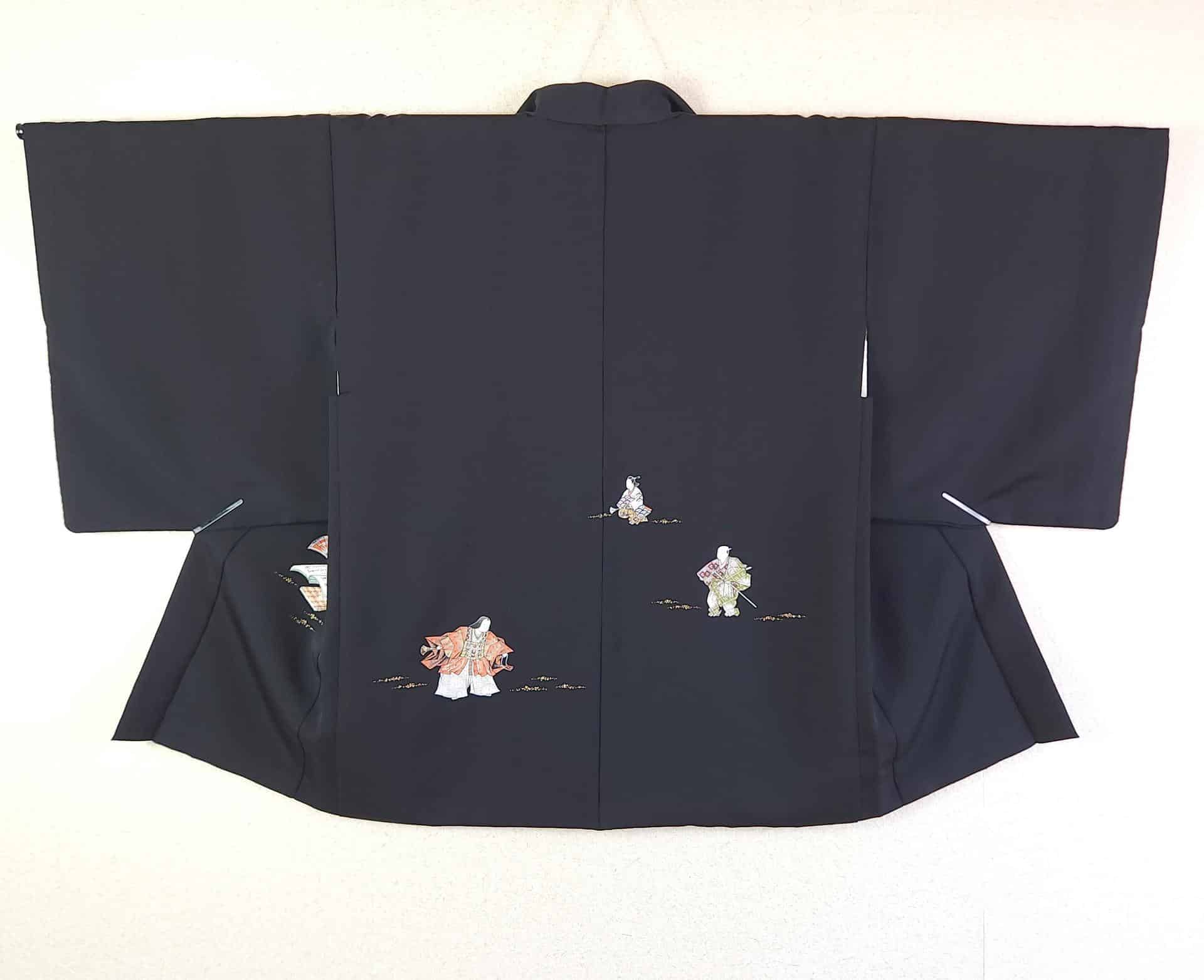 Haori noir aux personnages traditionnels